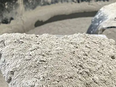 Высокопрочный износостойкий шамотный бетон